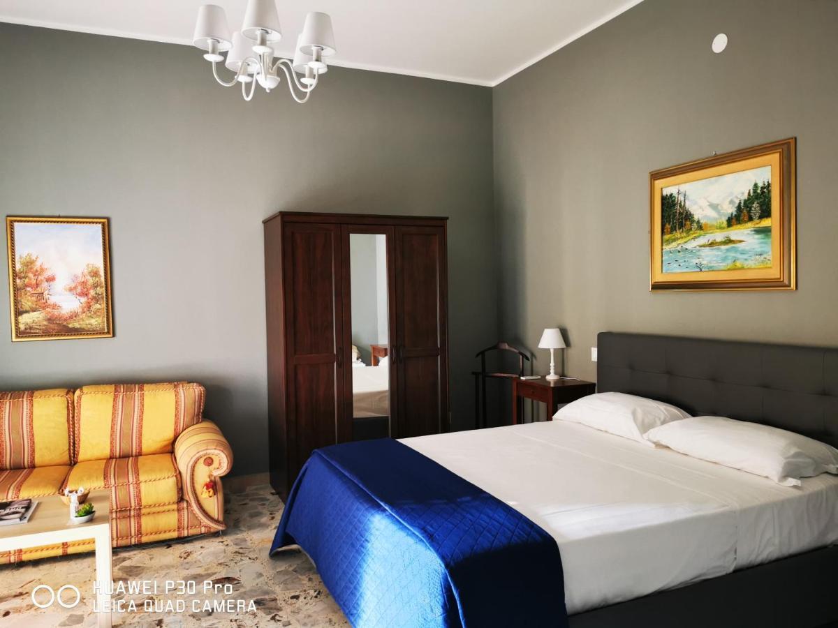 L'Arena Room Сиракузы Экстерьер фото